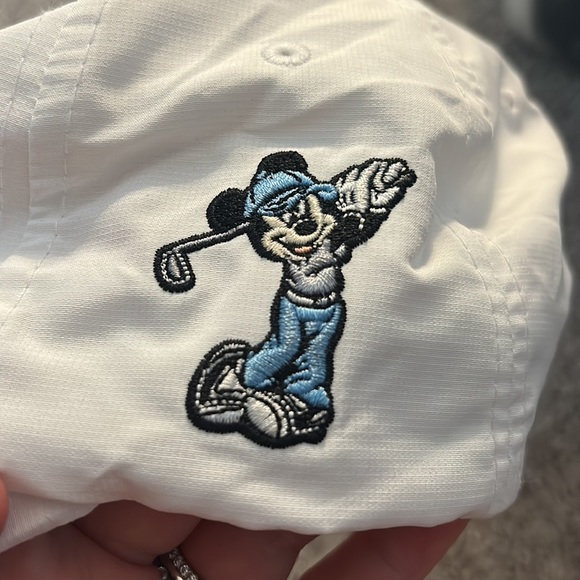 Pukka Disney golf hat - Picture 4 of 7